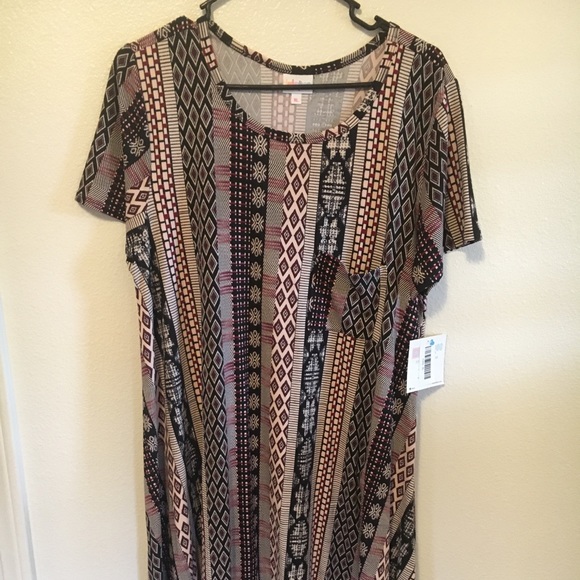LuLaRoe Dresses & Skirts - Lularoe xl Carly